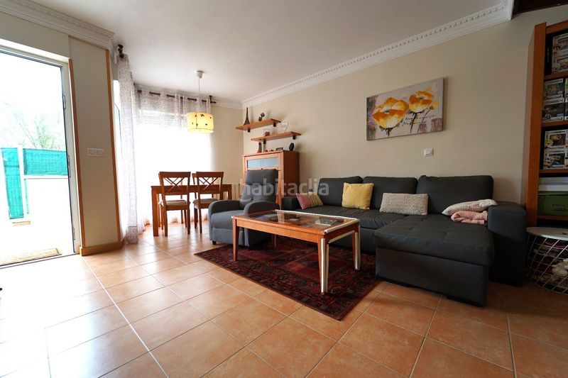 Foto be92616a-a44b-4f23-8c91-434f84abcfff. Casa adossada amb calefacció a Parbayón Piélagos