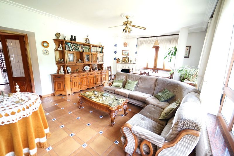 Foto 397c2f5a-703a-4648-a505-4ed0a54f2f6f. Casa a barros 12 a Corrales de Buelna (Los)