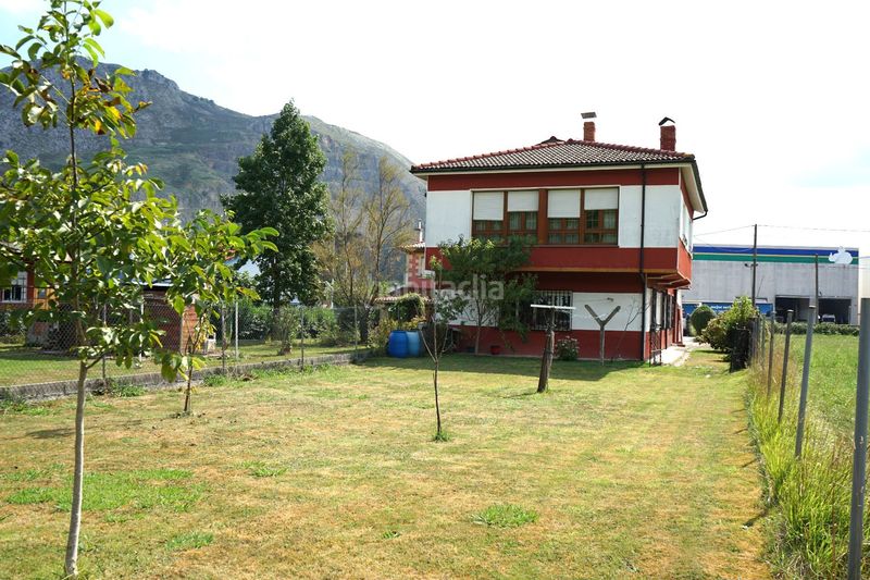 Foto 57b51226-bb5d-4974-9b0a-9cdd9a1df830. Casa a barros 12 a Corrales de Buelna (Los)