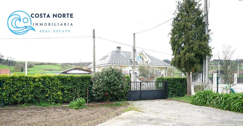 Foto 66964779-dc11-45a0-928f-de25a4c76227. Fabrikhalle in barrio helguera 91 in Reocín