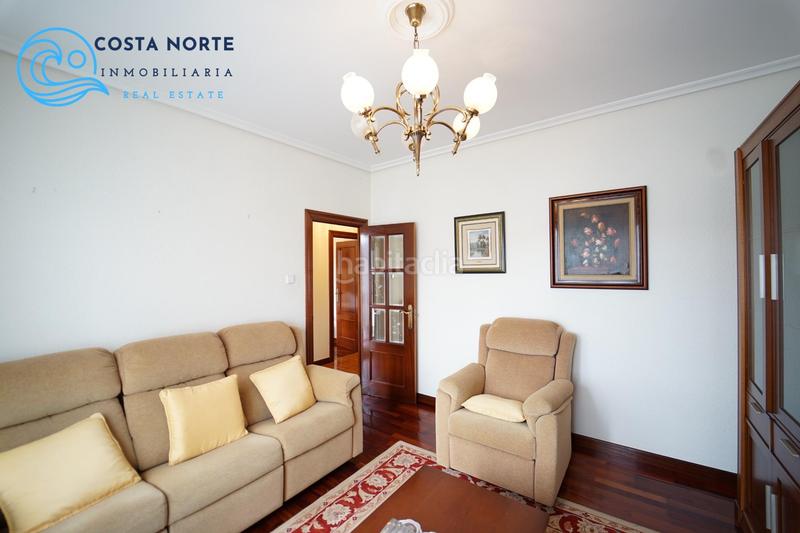 Foto 74214400-8e84-4ee1-8fd8-47c9409b9917. Fabrikhalle in barrio helguera 91 in Reocín