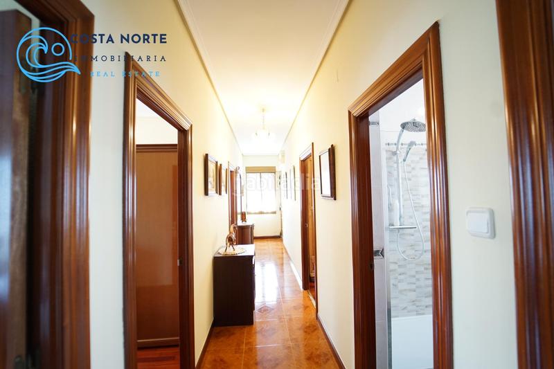 Foto be9cd565-d2da-4cbb-a823-738d67a8498c. Fabrikhalle in barrio helguera 91 in Reocín