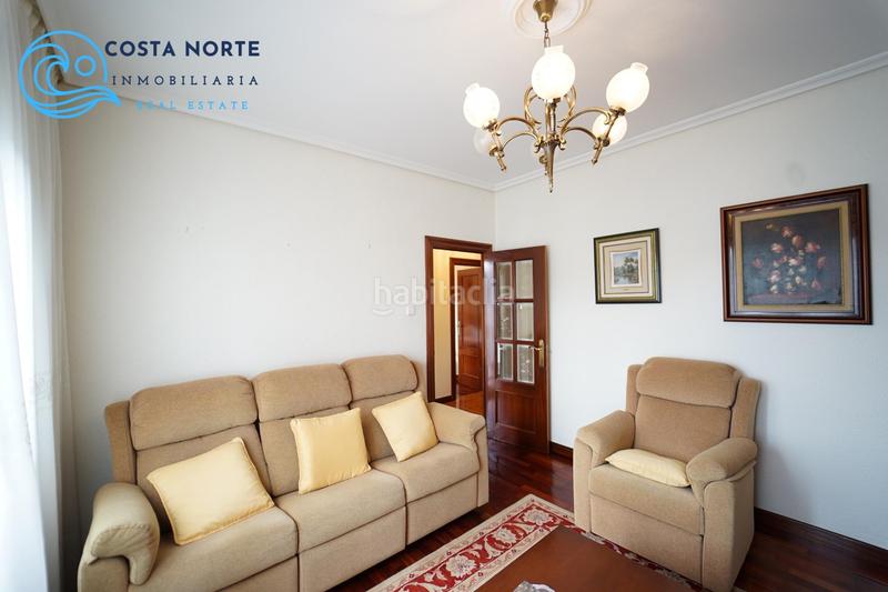 Foto f3ede564-fa27-4031-a8a5-143503b1d6d5. Fabrikhalle in barrio helguera 91 in Reocín