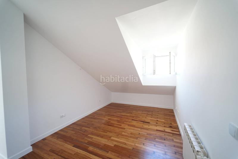 Foto f0e7175f-c7c5-42b9-aaeb-8cab00956680. Àtic a calle villabañez 71 a Castañeda