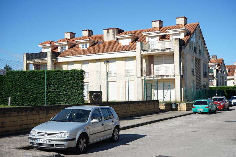 Foto f7caef6a-c366-43f7-bafe-5d5d3bed1120. Àtic a calle villabañez 71 a Castañeda