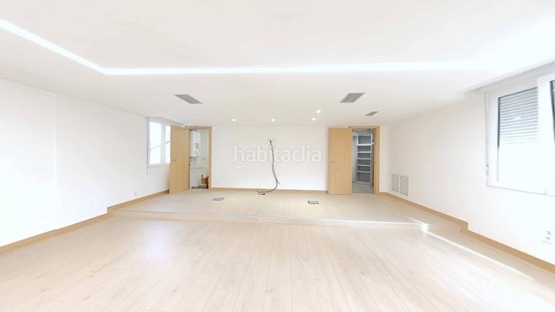 Foto 29b64c19-4e1f-446e-bd63-d4c4b0cb96ab. Büro in calle de cervantes 10 in Centro - Ayuntamiento Santander