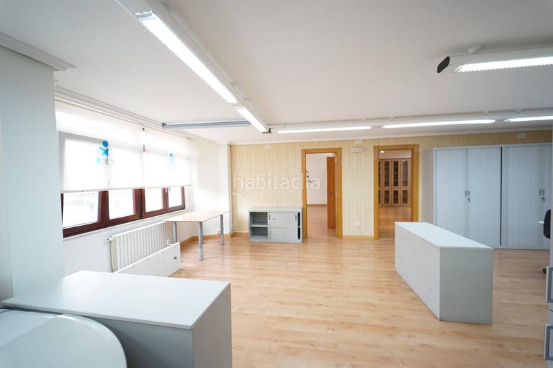 Foto af36c283-482b-48d2-a2e1-98b0f33d1c6f. Büro in calle de cervantes 10 in Centro - Ayuntamiento Santander