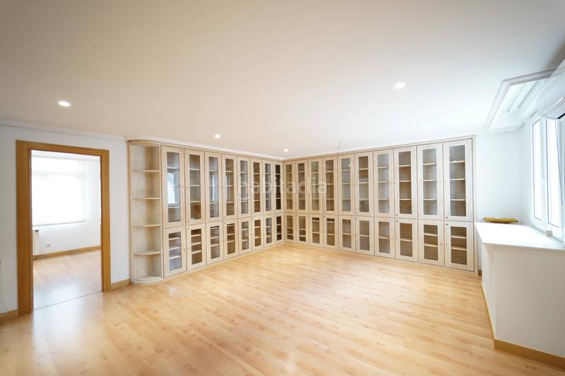 Foto f30ed5e0-40cd-470d-9243-39226802a746. Büro in calle de cervantes 10 in Centro - Ayuntamiento Santander