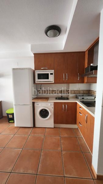 Foto bcdafcb2-4020-4db0-a2a7-4bed8634bffd. Lloguer àtic amb calefacció aparcament piscina a Torrox