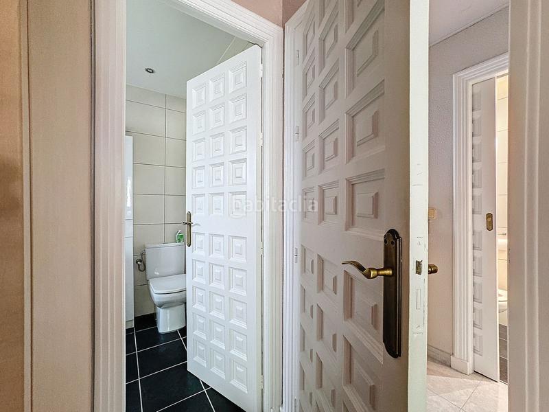 Foto c2507923-afdd-422e-b1f0-ae1d5efea108. Chalet mit parking pool in Nueva Andalucía centro Marbella