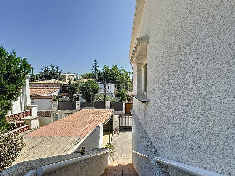 Foto 50a4ab86-4533-417d-befa-2c703844492f. Xalet amb aparcament piscina a Nueva Andalucía centro Marbella