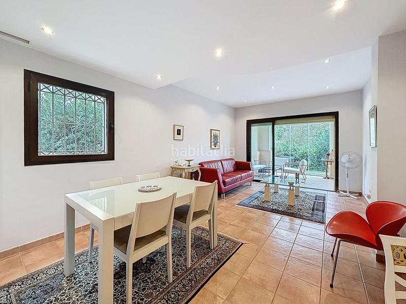 Foto 1c8ef66b-5951-4b7f-97d9-2c87754e1791. Ground floor with parking pool in Río Real Marbella