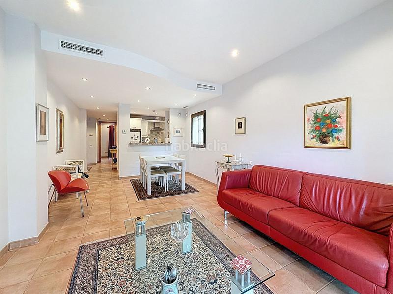 Foto 6c3c1a0a-e4a3-4e2f-9aef-17b3d37ab383. Ground floor with parking pool in Río Real Marbella