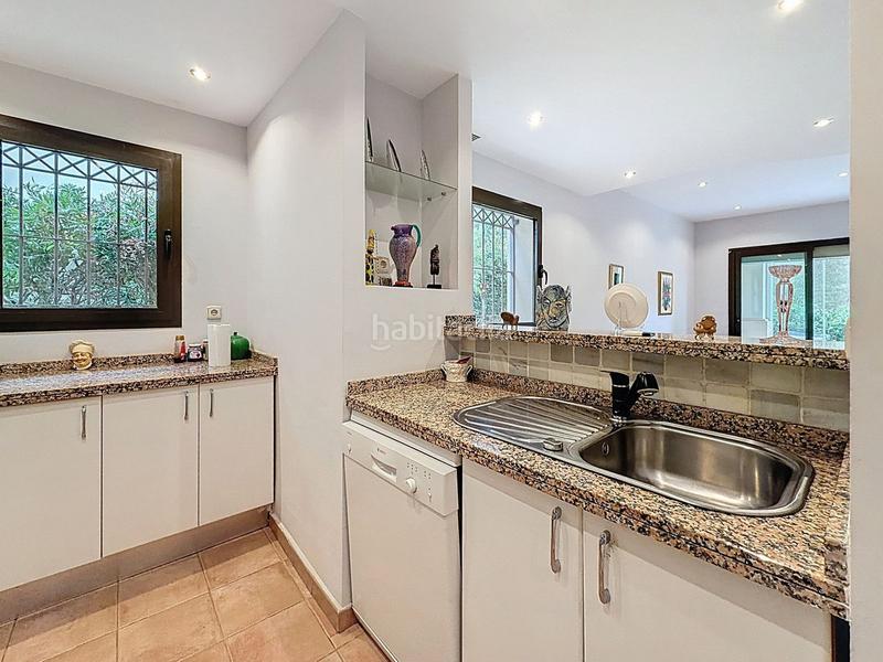 Foto 80490607-a249-4418-ab52-a3723eac48ec. Ground floor with parking pool in Río Real Marbella