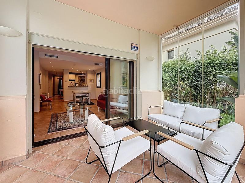 Foto 6e427821-3dec-4718-8e5e-3a34334a2aad. Planta baixa amb aparcament piscina a Río Real Marbella