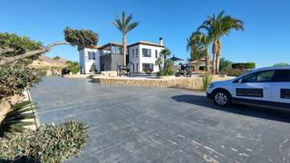 Xalet a San Juan de los Terreros. Descubre el lujo sin lmites con sebas inmuebles!