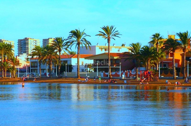 Foto fe98cef9-36f9-48b0-a507-d7e4faa86753. Casa pareada tu hogar de lujo frente al mar te espera! no dejes pasar esta oportunidad única! en Cartagena