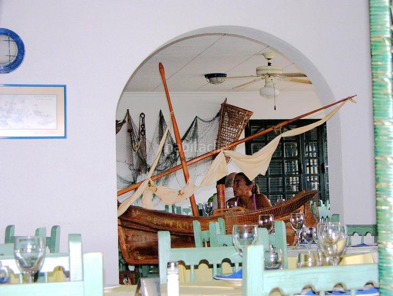 Foto 2c3d6ea8-ce87-4058-860a-40a1b8cd4b3e. Local comercial el lujo de vivir en primera línea de mar un hogar único en Villaricos en Cuevas del Almanzora