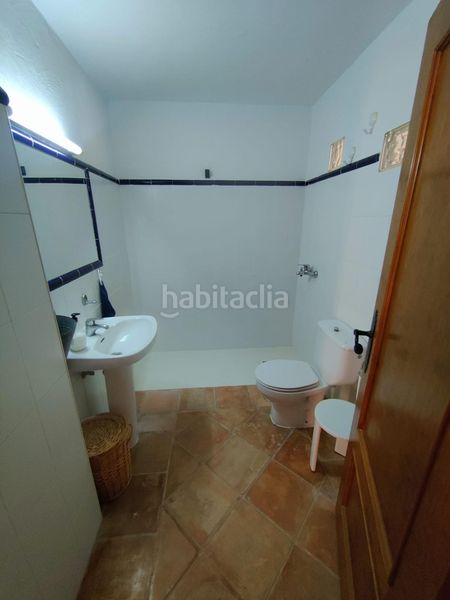 Foto ab5edb39-31dd-41b5-8eca-c2256aac75ee. Masia amb aparcament a Águilas