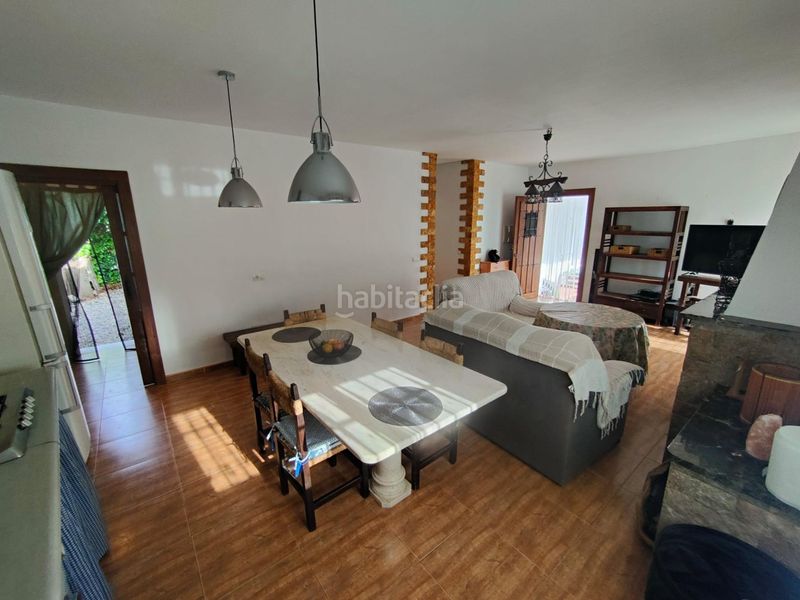Foto 26da8ac2-cbc1-4fe6-b4ac-7803f054ea2a. Casa amb aparcament a Albox