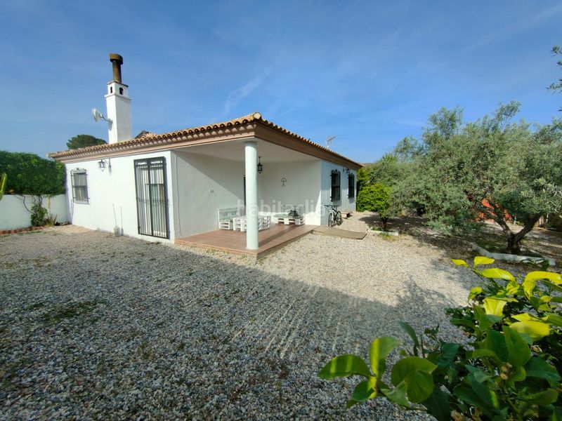 Foto 84f88403-a108-4683-bb76-105d2e90c708. Casa amb aparcament a Albox
