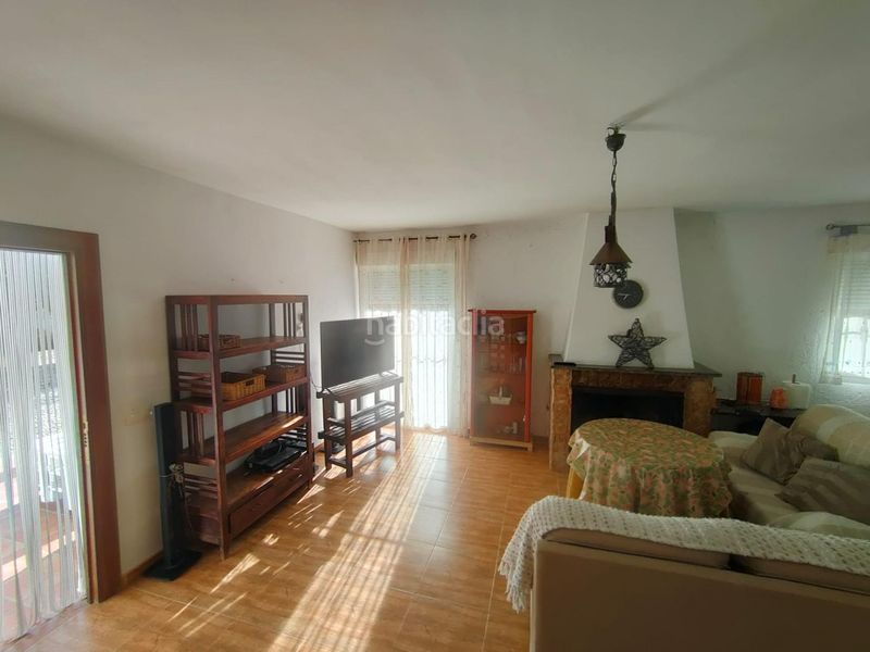 Foto c0a28ef0-9335-4e14-a55e-13da7126dbb2. Casa amb aparcament a Albox