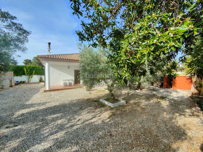 Foto c538c93d-7bbf-41ed-a763-f54dfeffd553. Casa amb aparcament a Albox