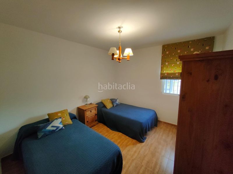 Foto c92b8102-f45d-404f-bec2-ec713d93e140. Casa amb aparcament a Albox
