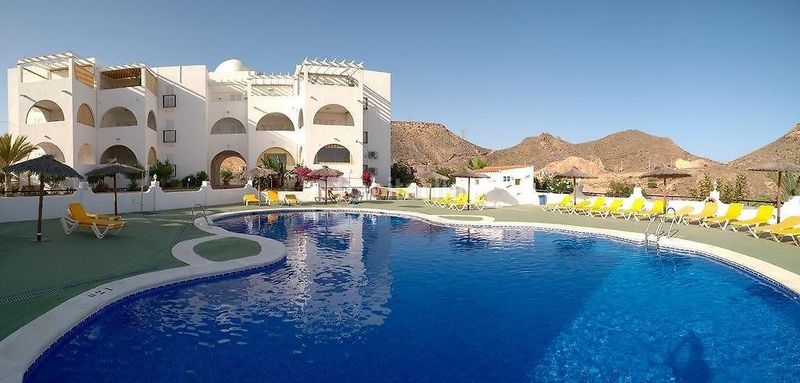 Foto 20af0351-baca-4b9f-a2a1-7d270c43a01b. Ground floor with pool in San Juan de los Terreros