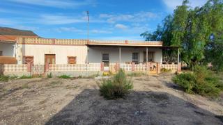 Casa a San Juan de los Terreros. Casa antigua para reformar, garaje y deposito de agua... y parce