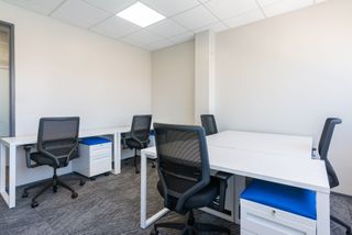 Rent Office space in Aragón 30. Oficinas privadas con todos los servicios para usted y su equipo