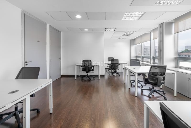 Foto 0ba90e74-992e-4dfd-8b1f-e3eff61faba5. Location bureau dans calle de maría de molina 39 dans Madrid