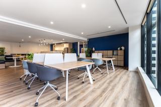 Location Bureau à Plaça de la pau 3. Disfrute de acceso con todo incluido a espacios de coworking en