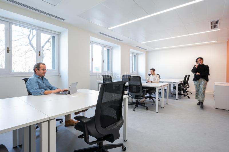 Foto 13c3cd40-cff5-4ef4-83fa-9f6104971de0. Rent office space in paseo de recoletos 5 in Justicia-Chueca Madrid