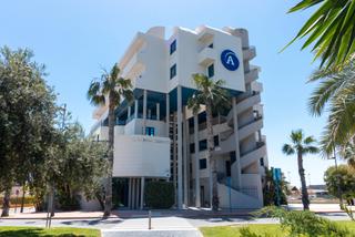 Miete Büro in Lugar zona muelle poniente 2a. Disfrute de acceso a oficinas privadas profesionales con todo in