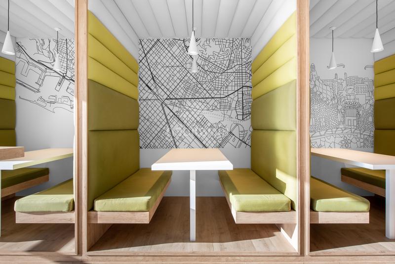 Foto 32cbc46a-70cb-4147-aecb-f038aab2a841. Lloguer oficina a carrer de can ràbia 3-5 a Tres Torres Barcelona