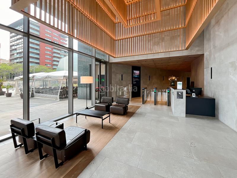 Foto ac965df8-d839-4c62-8b6b-847d6f65960f. Lloguer oficina a carrer de can ràbia 3-5 a Tres Torres Barcelona