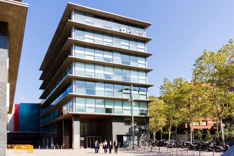 Foto 0c1faac4-b511-40d4-994c-53133f565489. Location bureau dans carrer de can ràbia 3-5 dans Tres Torres Barcelona