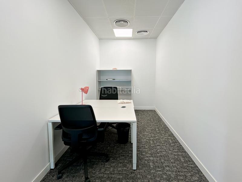 Foto 1ec32f67-24e3-4893-9cbb-5820f81c6b70. Location bureau dans carrer de can ràbia 3-5 dans Tres Torres Barcelona