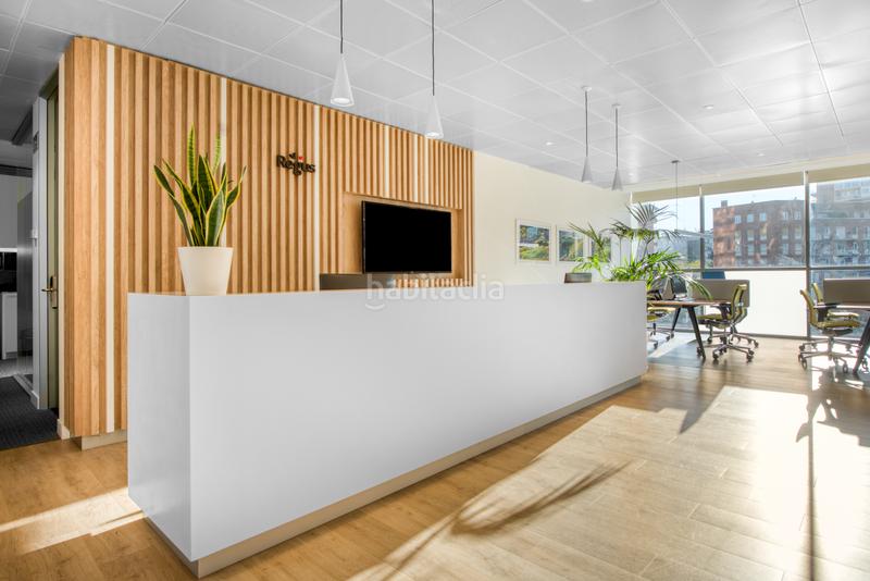 Foto 7bc8dd7c-be06-4e99-b692-21848ada2838. Rent office space in carrer de can ràbia 3-5 in Tres Torres Barcelona