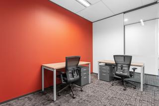 Rent Office space in Carrer d'osona 2. Oficinas privadas para 2 personas en barcelona, mas blau