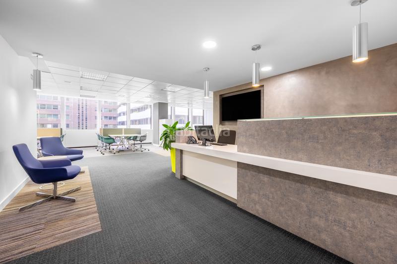 Foto c5f3946e-e6af-451a-b337-74fd63d4d629. Location bureau dans paseo de la castellana 141 dans Madrid