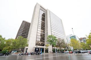 Alquiler Oficina en Paseo de la castellana 141. Oficina privada en alquiler con todos los servicios para usted y