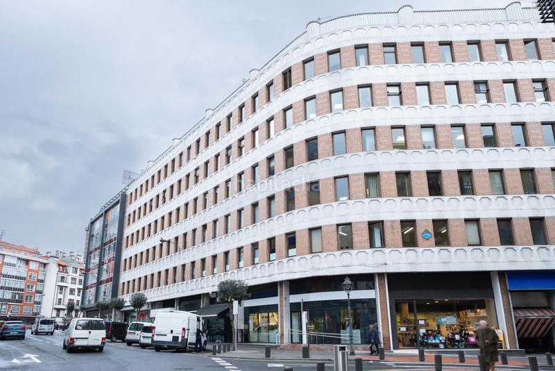 Foto 1ae363c3-78d6-49ff-8bd3-f63a4f4cc694. Rent office space in madariaga etorbidea 1 in San Pedro de Deusto - La Ribera Bilbao