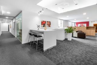 Miete Büro in Paseo de la castellana 18. Disfrute de acceso con todo incluido a espacios de coworking en