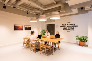 Miete Büro in Passatge de mas de roda 6. Suscripción de espacio de trabajo flexible en barcelona, spaces