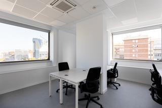 Rent Office space in Calle de maría de molina 41. Oficina privada en alquiler con todos los servicios para ti y tu