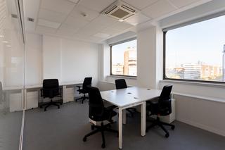 Rent Office space in Calle de maría de molina 41. Oficinas privadas en alquiler a medida para 4 personas en madrid