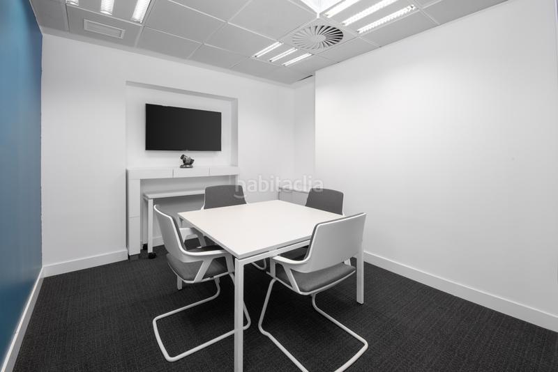 Foto 2a8a9a13-08fa-44d0-9e4b-bd9067123189. Miete büro in paseo de la castellana 93 in Cuatro Caminos - Azca Madrid