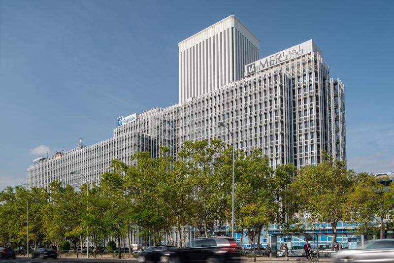 Foto 21069eea-1e9a-44d0-9d2c-6d9dd9a9a4f3. Rent office space in paseo de la castellana 93 in Madrid
